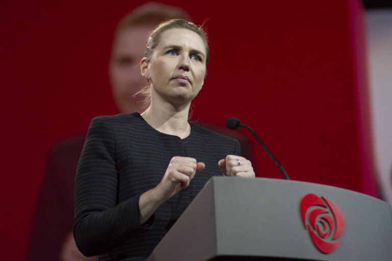 Hvorfor tog Mette Frederiksen mon til Israel?